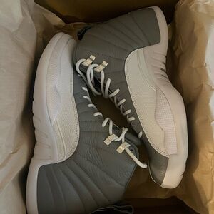 Jordan Grey and White Sneakers with High-Top Design. Stealth/White- Cool Grey.